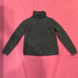Orvis Cashmere Gray Cropped Turtleneck Sweater